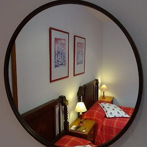 Habitación con 2 Camas Individuales